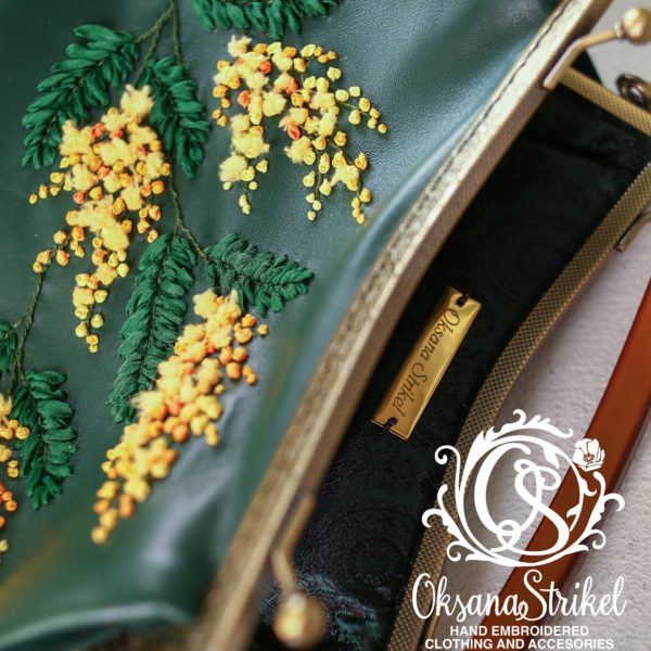 Кожаная сумочка с ручной вышивкой "мимоза" фото 5